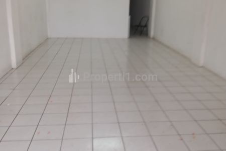 Sewa Ruko 3 Lantai di Raya Serpong, Tangerang Selatan