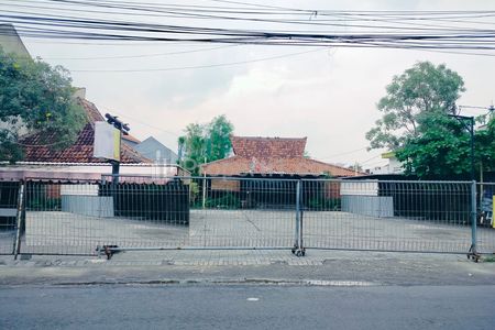 Ruang Usaha Dijual Disewakan Siwalankerto Wonocolo Surabaya Selatan