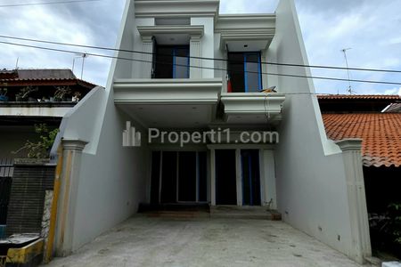 Dijual Rumah Baru Dalam Komplek di Rawamangun Jakarta Timur