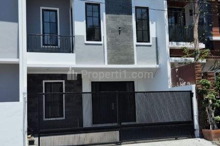 Dijual Rumah Baru Araya 2 Galaxy Bumi Permai Sukolilo Surabaya Timur - Row Jalan Boulevard Lebar 24 Meter - SHM