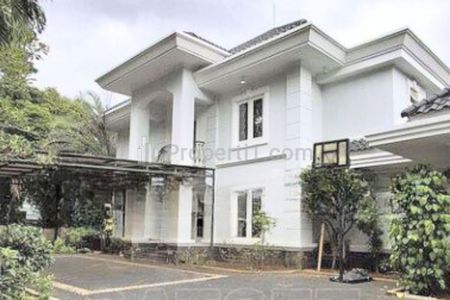 Dijual Rumah Luas di Area Kebayoran Baru Jakarta Selatan SSPN0160