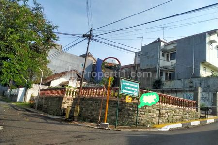 Dijual Tanah Posisi Hook di Cigadung Bandung Utara