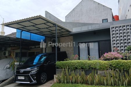 Dijual Rumah Terawat Lokasi Nyaman di BSD Tangerang Selatan