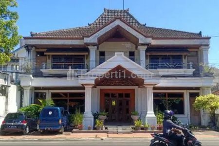 Dijual Hotel 2 Lantai di Jalan Dr. Wahidin, Kabupaten Cilacap