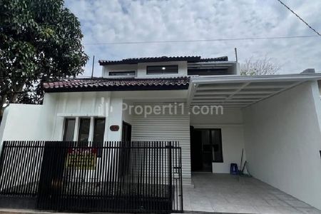 Dijual Rumah 2 Lantai Full Renovasi di Perum Bumi Panyileukan Bandung !!