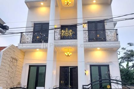 Jual Rumah 2 Lantai dan 10 Kontrakan di Pondok Gede Bekasi