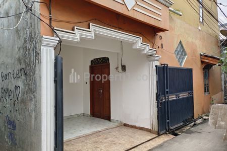 Disewakan Murah Rumah Strategis di Sentra Timur Jakarta