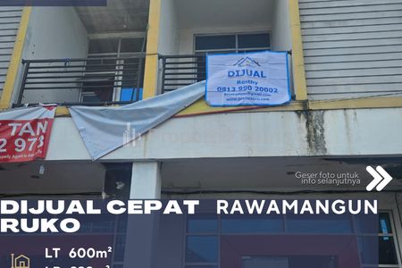Dijual 4 Ruko Gandeng Kondisi Baik Samping Jalan Raya Ramai di Rawamangun Jakarta Timur