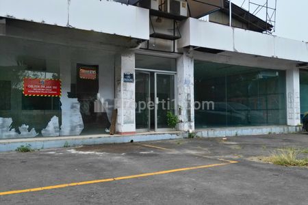 Dijual Tanah Komersial Harga NJOP di Jalan Pramuka Raya, Jakarta Pusat