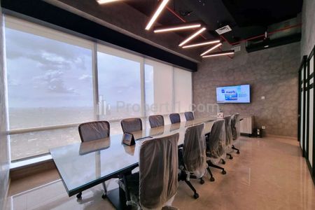 Disewakan Ruang Kantor Soho Capital Podomoro City, Furnished Luas 120,03m2