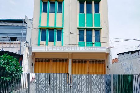 Ruko Disewakan/Dijual Raya Lempung Sambikerep Surabaya Barat 2 Unit