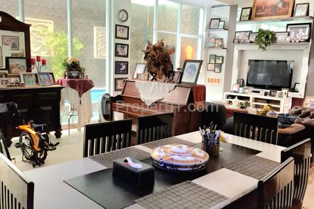 Dijual Rumah Mewah Ada Kolam Renang di Permata Hijau, Jakarta Selatan
