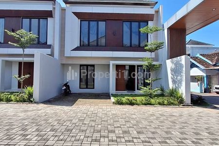 Dijual Rumah Siap Huni Cluster Utara Terminal Condongcatur Sleman Yogyakarta