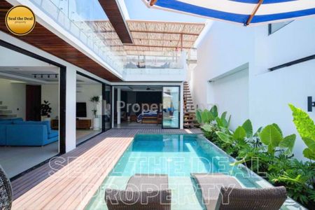 Jual Villa Mewah Fully Furnished di Padonan Area Kuta Utara Badung, Bali STDN0178