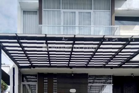 Jual CEPAT Rumah Strategis di Sarijadi Bandung Bonus Furnished, Hanya 8 Menit dari Polban dan Tol Pasteur Bandung