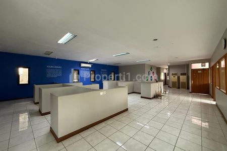 Jual Gudang Siap Pakai, HGB Luas 5300 m2, Bangunan 3096 m2 di Wanaherang, Akses Kontainer, Hanya 4 km dari Pintu Tol Gunung Putri, Bogor