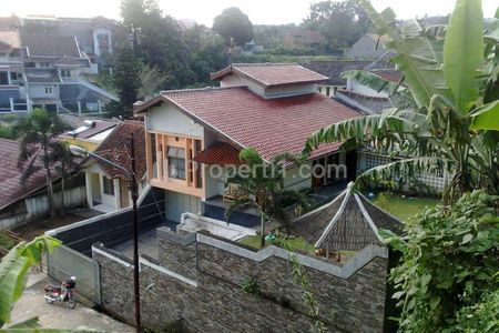Dijual Rumah Villa Sebelah Setra Duta dan Dekat Tol Pasteur Bandung