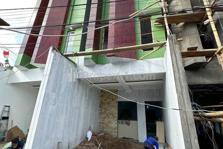 Dijual Rumah 3 Lantai di Utan Kayu Selatan Jakarta Timur, Dekat RSUD, Stasiun Matraman, Toll Rawamangun, Manggarai, Jatinegara