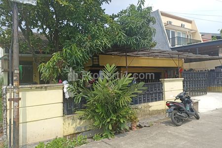 Dijual Rumah (1 Rumah Induk + 3 Kontrakan) di Kavlig DKI, Meruya, Jakarta Barat