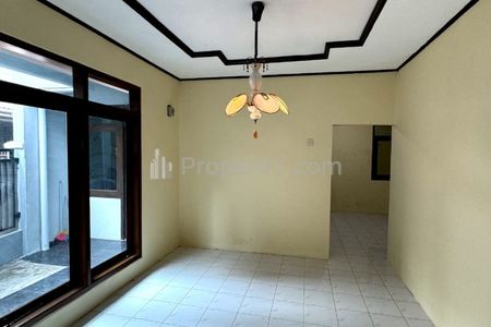 Disewakan Rumah Strategis di Sarijadi, Bandung