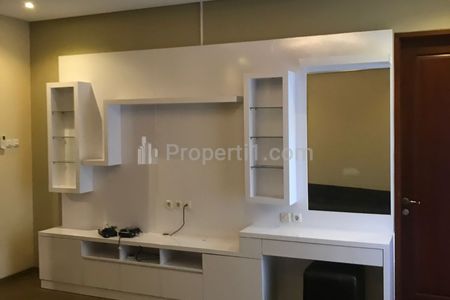 Disewakan Rumah 2 Lantai Full Furnished 4+2 Bedroom di Area Tebet - Jakarta Selatan