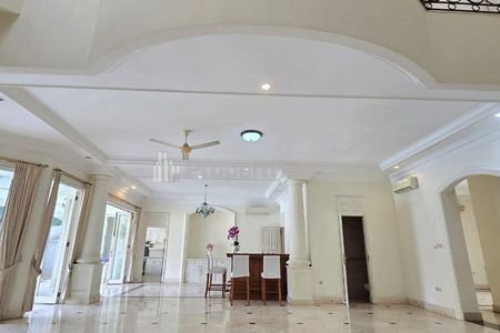 Disewakan Rumah Mewah 5+3 Bedroom dengan Private Pool di Area Kemang, Jakarta Selatan