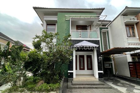 Dijual Rumah 2 Lantai One Gate Dekat Pendopo Tulungo di Jl Imogiri Barat Km 7 Sewon Bantul Yogyakarta