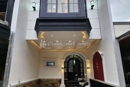 Rumah Dijual di Tanah Baru Beji Depok