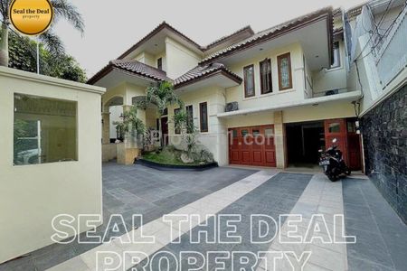 Jual Rumah di Area Kebayoran Baru Jakarta Selatan STD647