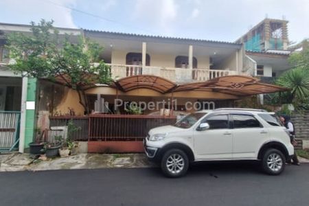 Jual Rumah Kost Pria 15 Kamar di Kebayoran Baru dekat Senopati, Rawa Baru, Jakarta Selatan