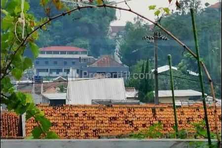Jual Rumah 3 Lantai di Cihanjuang Dekat Sariwangi Bandung
