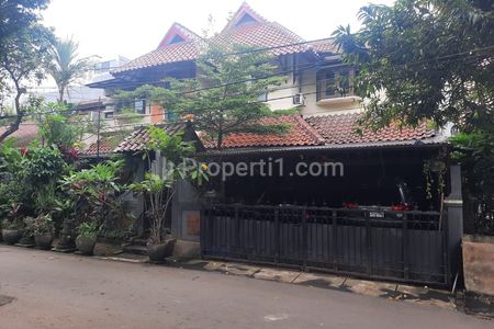 Dijual Rumah Siap Huni di Kebayoran Baru, Gunung, Jakarta Selatan