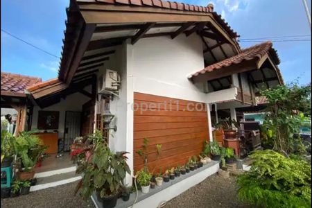 Dijual Rumah Luas Strategis di Sayap Pasteur Bandung