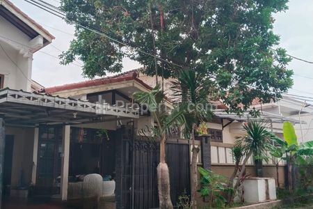 Dijual Rumah Dalam Komplek Dekat Living Plaza Cinere, Depok