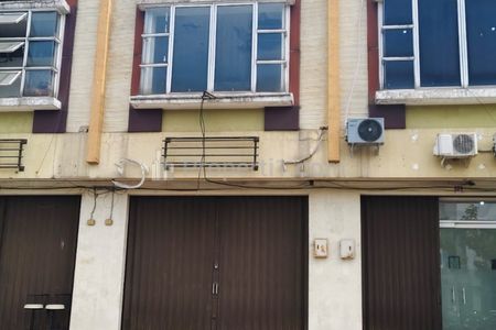 Dijual Ruko Depan 2 Lantai Jalan Utama Grand Wisata Tambun Selatan Bekasi