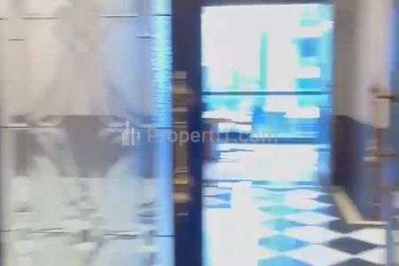 Jual Nego Ruang Kantor Lantai 7, Furnish Luas 284 m2 di Treasury Tower SCBD, Sudirman, Jakarta Selatan