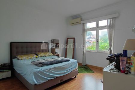 Jual Rumah di Cipete, Jakarta Selatan - 4+1 Kamar Tidur, One Gate System, SHM