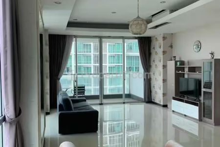 Disewakan Apartemen Kemang Village Residence Jakarta Selatan Tipe 3+1 BR Fully Furnished dengan Private Lift
