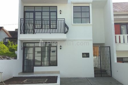 Jual Rumah Baru Nuansa Villa 2 Lantai di Jatihandap Dekat Terminal Cicaheum Bandung