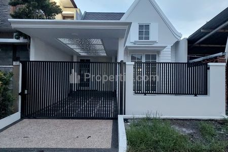 Dijual Rumah 1,5 Lantai di Araya Malang