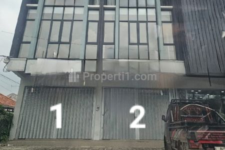 Dijual 2 Ruko Raya Wiyung Surabaya Barat - Komersial Area Hadap Jalan Raya Kembari Dekat Rs Wiyung Sejahtera, Perum Babatan Pratama, Fore , Akses Tol