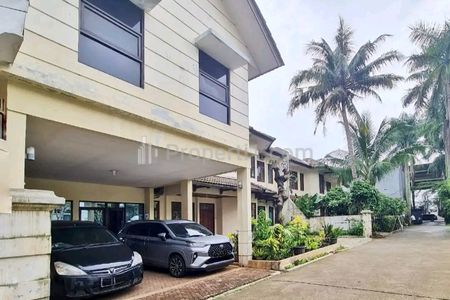 Dijual Rumah Komplek Bagus Strategis di Pondok Labu, Jaksel