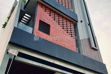 Jual Rumah Modern dan Brand New di Casa Rigella, Jagakarsa, Jakarta Selatan