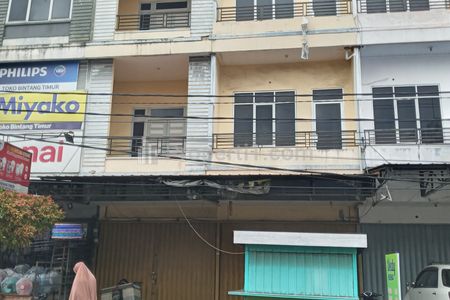 Dijual 2 Ruko di Jalan Panglima Aim, Pontianak, Kalimantan Barat