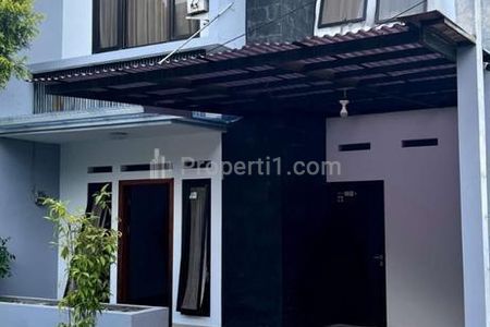 Dijual Rumah Terawat 2 Lantai 3 Kamar di Cisaranten Kulon Arcamanik Bandung