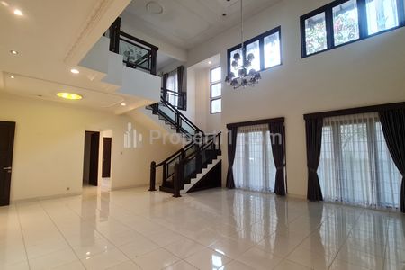 Jual Rumah Mewah dan Strategis di Bunga Flamboyan, Cipete, Cilandak, Jakarta Selatan