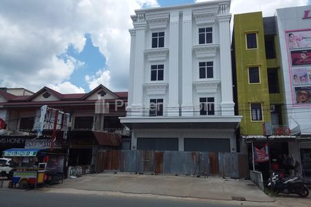 Disewakan Gedung untuk Perkantoran di Kotabaru, Pontianak, Kalimantan Barat