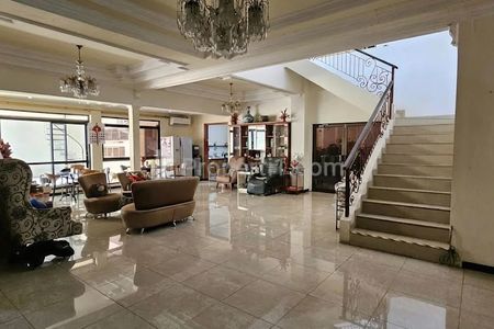 Dijual Rumah Bagus Terawat Komplek Kupang Indah Gang Favorit