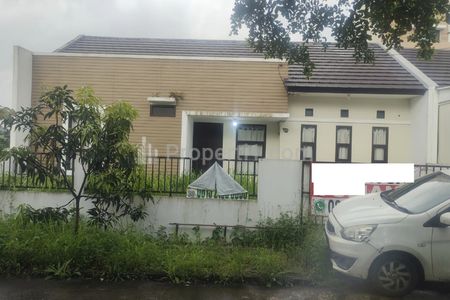 Dijual Rumah Terawat + Kolam Renang di Taman Kopo Katapang Bandung