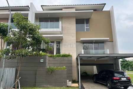Jual Rumah Elite dan Modern di PIK 2 Golf Island Cluster Symphony, Penjaringan, Jakarta Utara